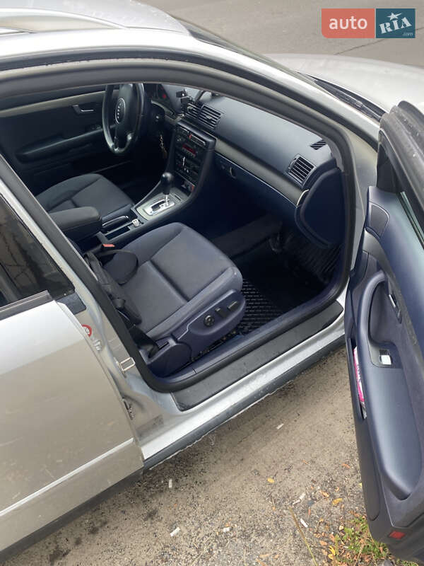 Універсал Audi A4 2002 в Києві
