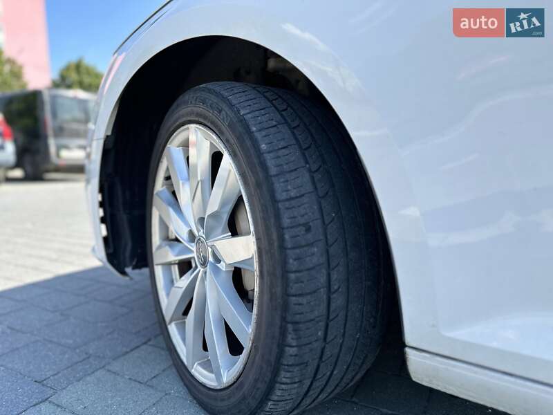 Седан Audi A4 2016 в Хмельницком фото 17 Седан Audi A4 2016 в Хмельницком