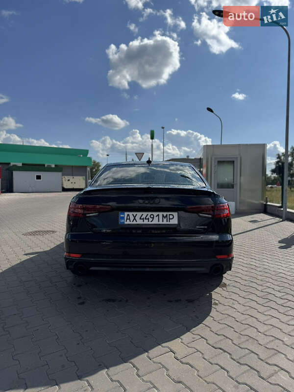 Седан Audi A4 2018 в Киеве
