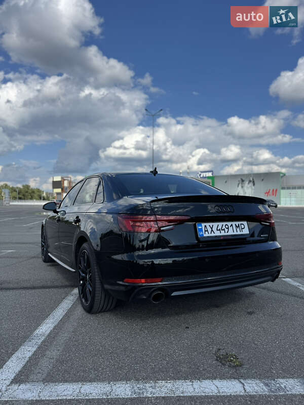 Седан Audi A4 2018 в Киеве