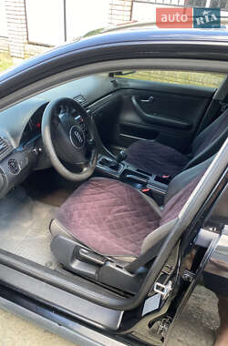 Седан Audi A4 2003 в 