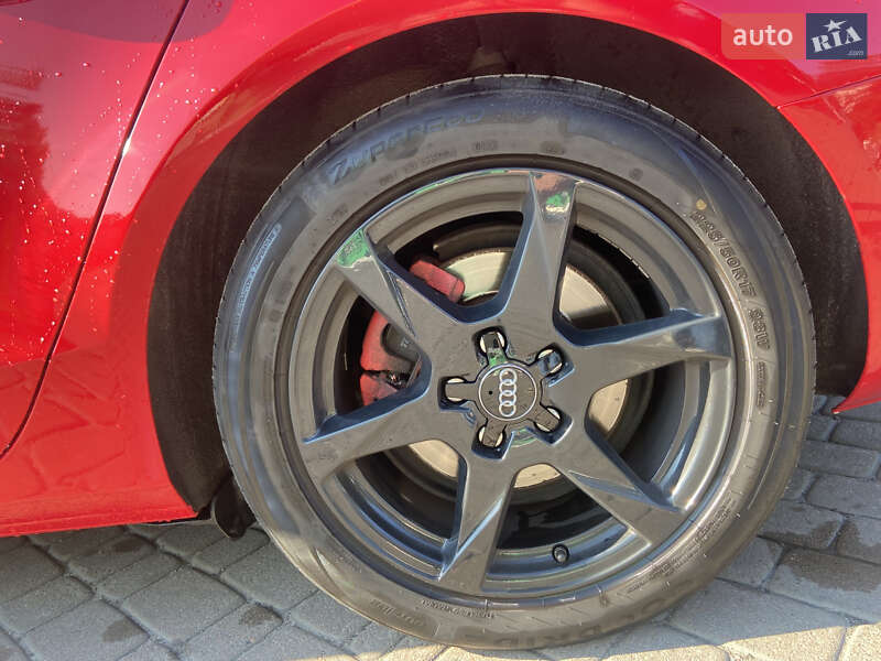 Седан Audi A4 2008 в Киеве