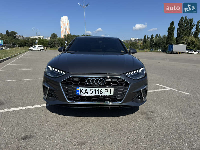 Седан Audi A4 2021 в Києві