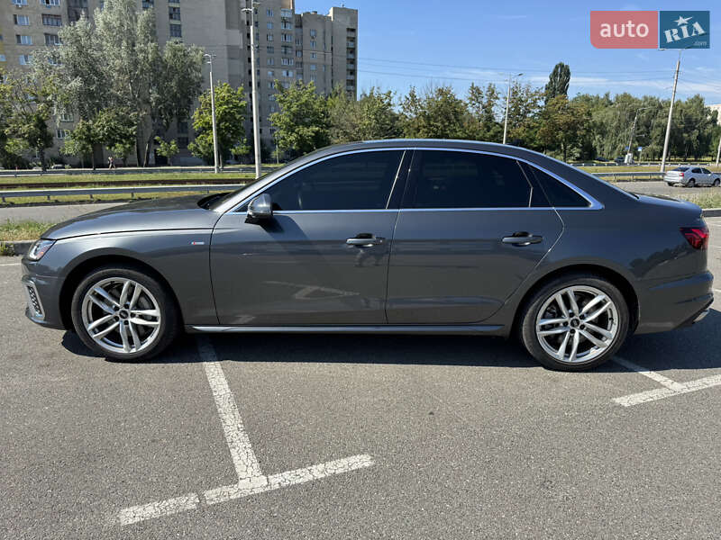 Седан Audi A4 2021 в Києві