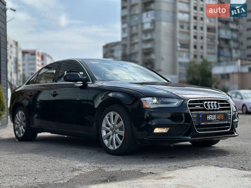 Седан Audi A4 2013 в Шептицькому