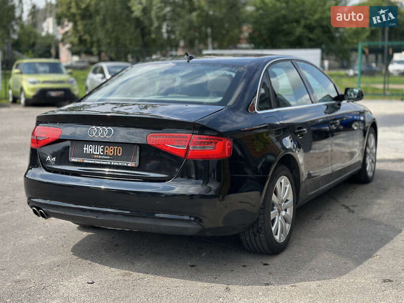 Седан Audi A4 2013 в Шептицькому