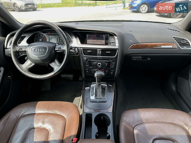 Седан Audi A4 2013 в Шептицькому