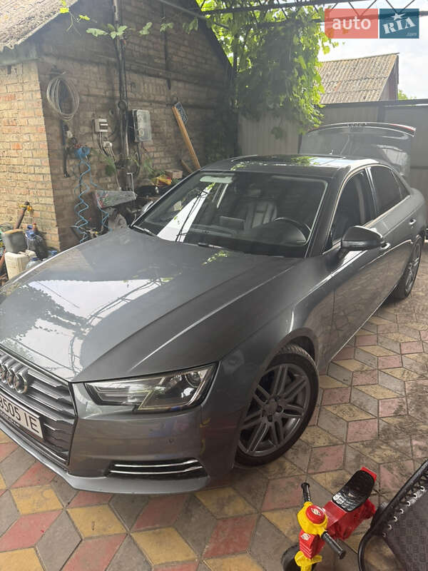 Седан Audi A4 2016 в Пирятине