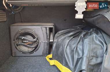 Седан Audi A4 2003 в 