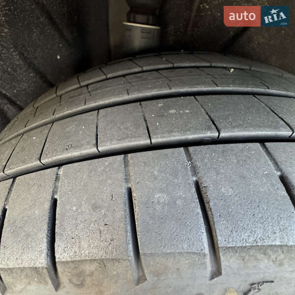 Седан Audi A4 2016 в Киеве