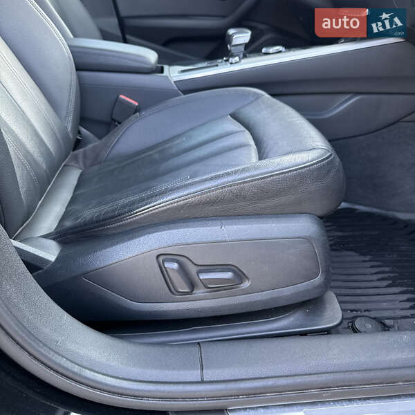 Седан Audi A4 2016 в Киеве