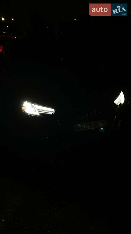 Седан Audi A4 2016 в Киеве