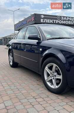 Седан Audi A4 2003 в 
