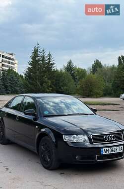 Седан Audi A4 2001 в 