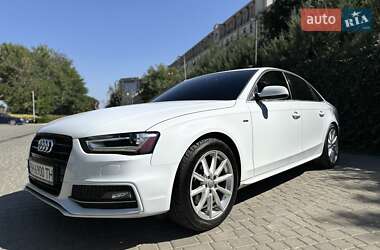 Седан Audi A4 2015 в 