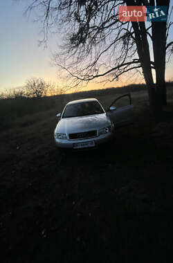 Седан Audi A4 2002 в 