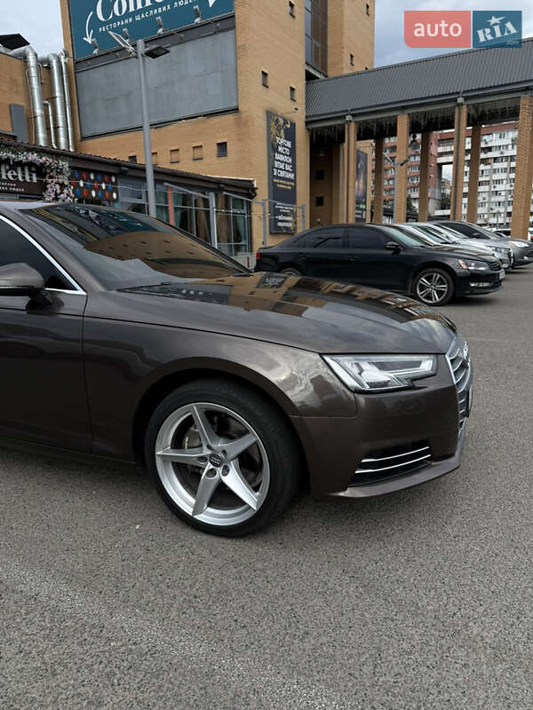 Седан Audi A4 2018 в Киеве фото 4 Седан Audi A4 2018 в Киеве