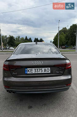 Седан Audi A4 2018 в 