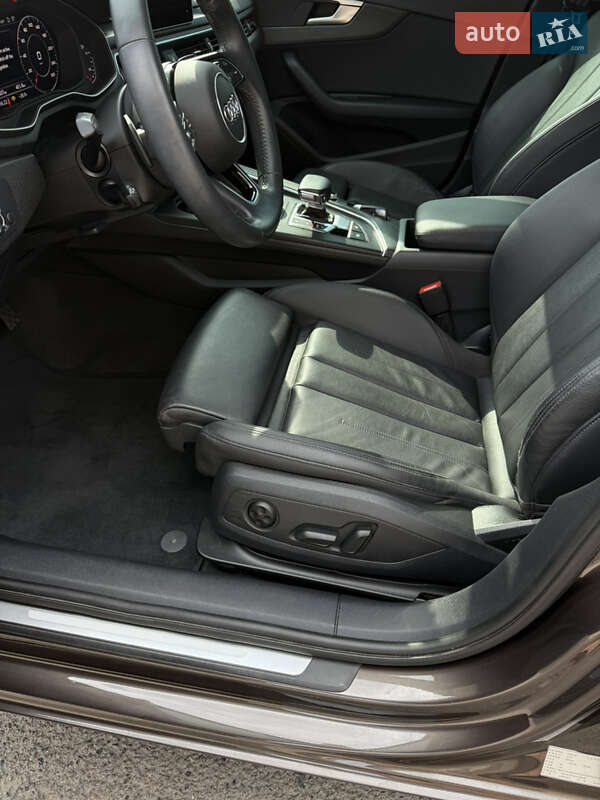 Седан Audi A4 2018 в Киеве фото 19 Седан Audi A4 2018 в Киеве