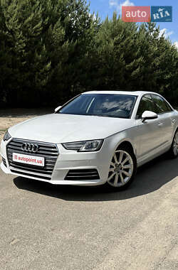 Седан Audi A4 2019 в Белогородке