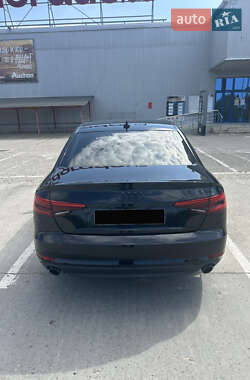 Седан Audi A4 2016 в 