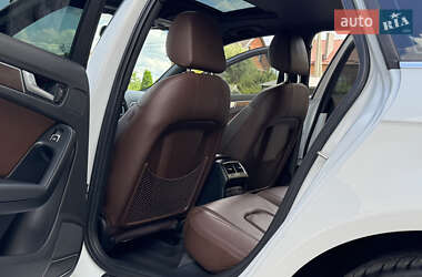 Седан Audi A4 2015 в 
