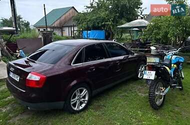 Седан Audi A4 2001 в 