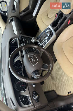 Седан Audi A4 2012 в 