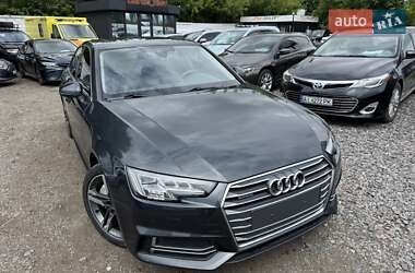 Седан Audi A4 2018 в 