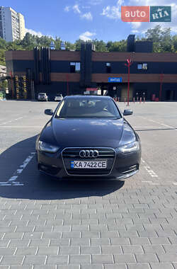 Седан Audi A4 2013 в Києві