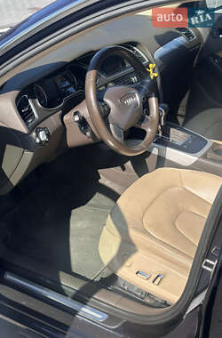 Седан Audi A4 2013 в 