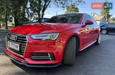 Седан Audi A4 2017 в 