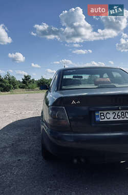 Седан Audi A4 1999 в 