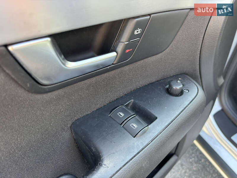 Универсал Audi A4 2006 в Владимире