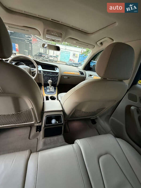 Седан Audi A4 2009 в Киеве