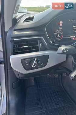 Седан Audi A4 2017 в 