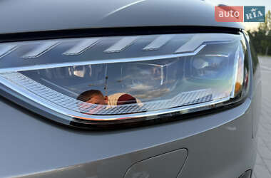 Седан Audi A4 2023 в 