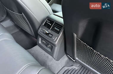 Седан Audi A4 2023 в 
