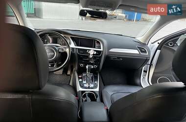 Седан Audi A4 2015 в 