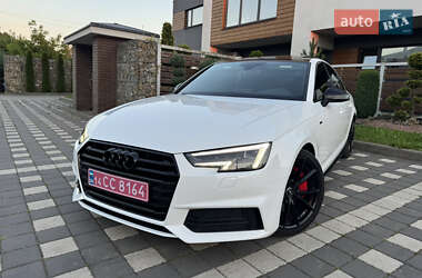 Седан Audi A4 2018 в 