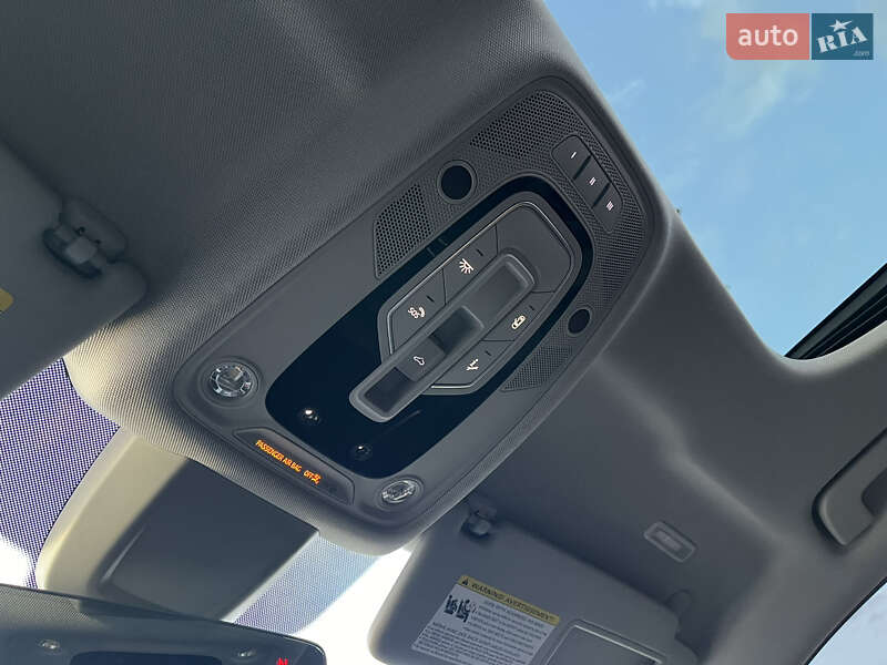 Седан Audi A4 2017 в Львові