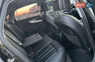 Седан Audi A4 2017 в 