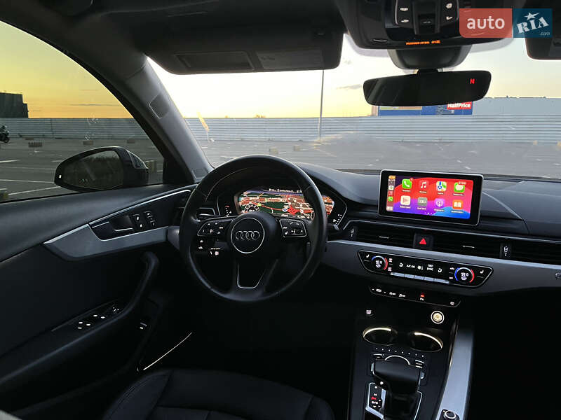 Седан Audi A4 2017 в Львові