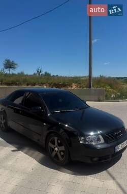 Седан Audi A4 2002 в 