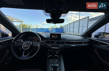 Седан Audi A4 2016 в 