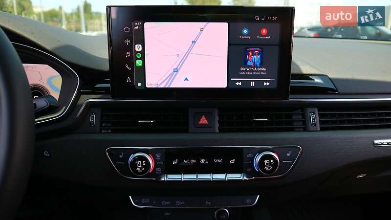 Седан Audi A4 2023 в Киеве