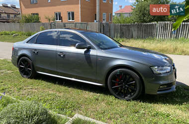Седан Audi A4 2015 в 