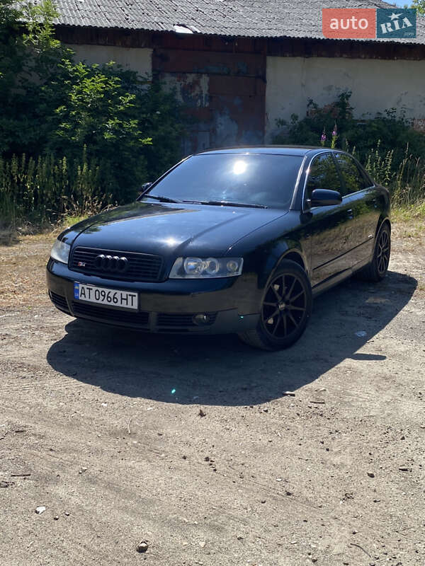Седан Audi A4 2001 в Богородчанах