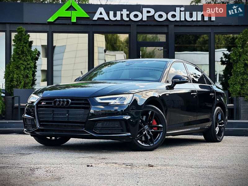 Audi A4 2016