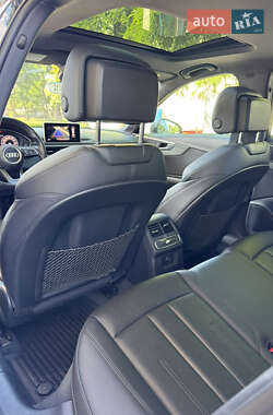 Седан Audi A4 2016 в 